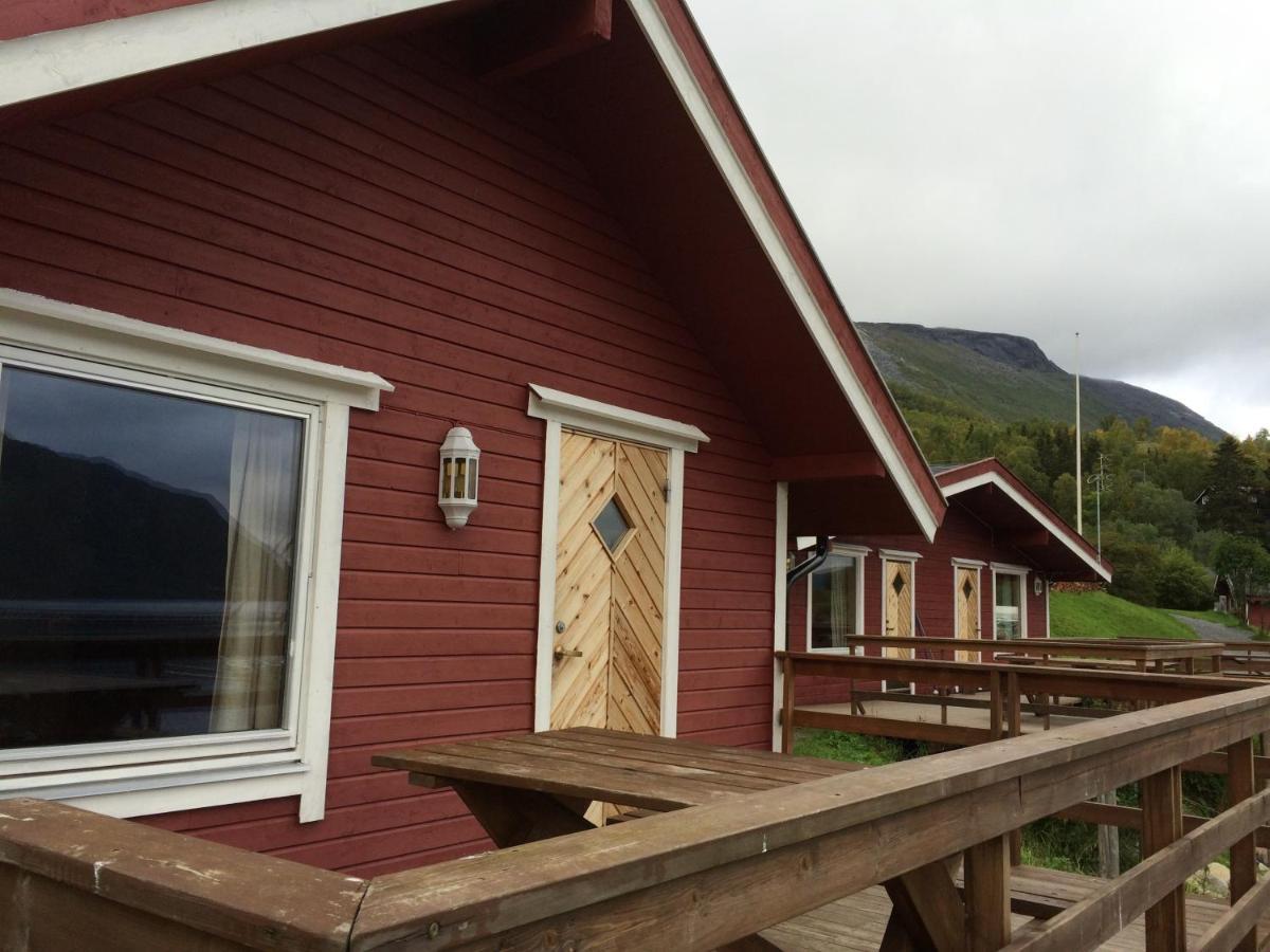 Отель Elvegard Fjordcamp Grov Экстерьер фото